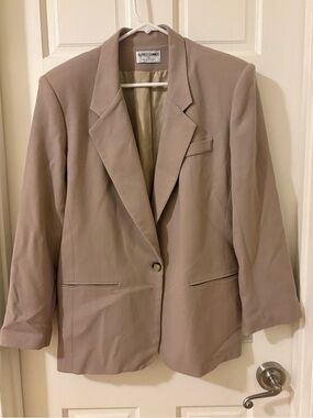 Alfred Dunner Light Taupe Single-Button Blazer